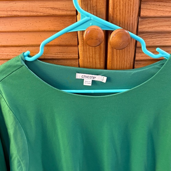 NWOT Chico's Vibrant Green Bubble Sleeve Blouse Size 3 (XL) - Picture 2 of 9